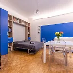 2 Bedroom Apartment - Chinatown