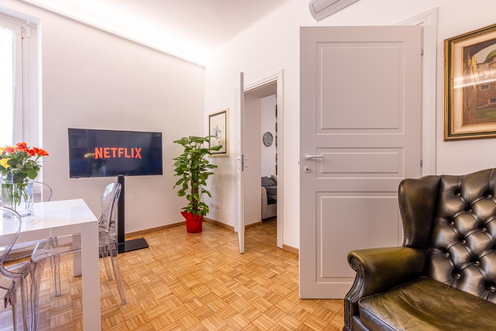 2 Bedroom - Chinatown *